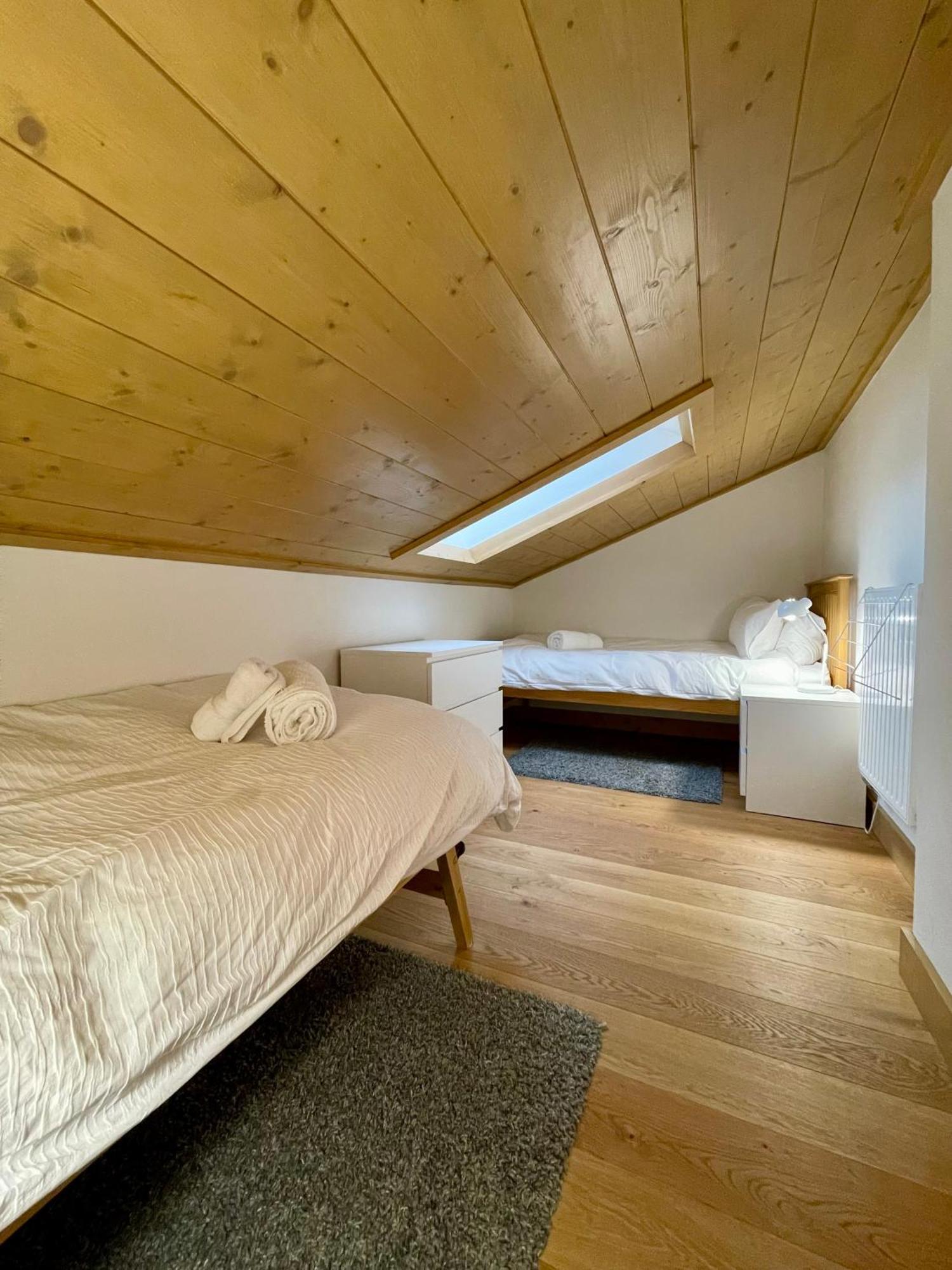 Modern 3 Bed Penthouse Apartment, Balcony & Garage, Close To Village & Ski Bus Samoens Exterior photo